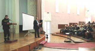 Рятувальники Кам’янського провели інструктажі з членами виборчих комісій